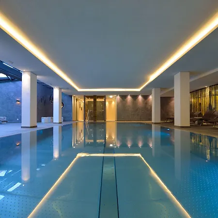 Latini Hotel 4*