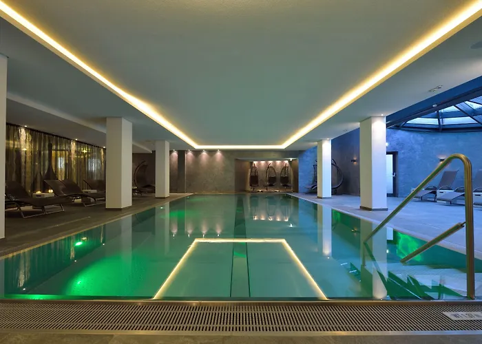 Latini Готель Целль-ам-Зеє