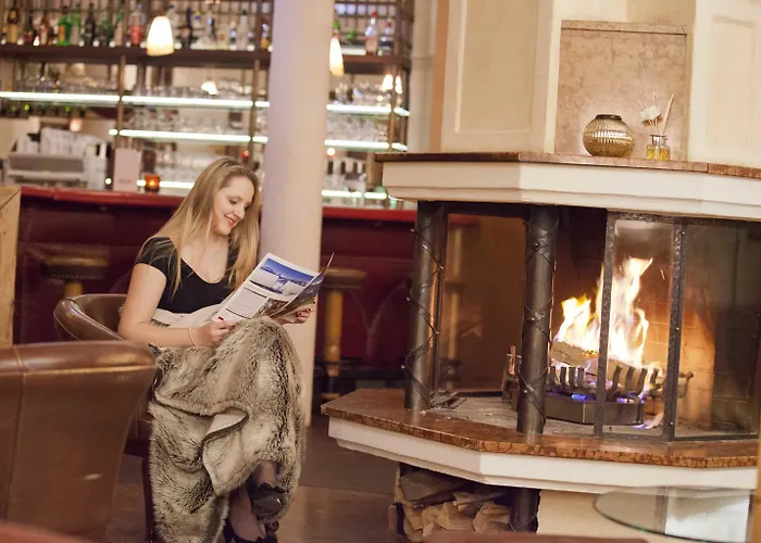 Готель Latini Целль-ам-Зеє