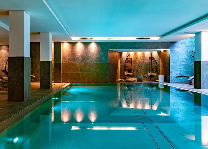 Latini 4* Целль-ам-Зеє